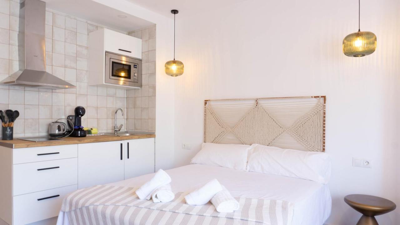 Apartment Carihuela Beach Malaga توريمولينوس المظهر الخارجي الصورة