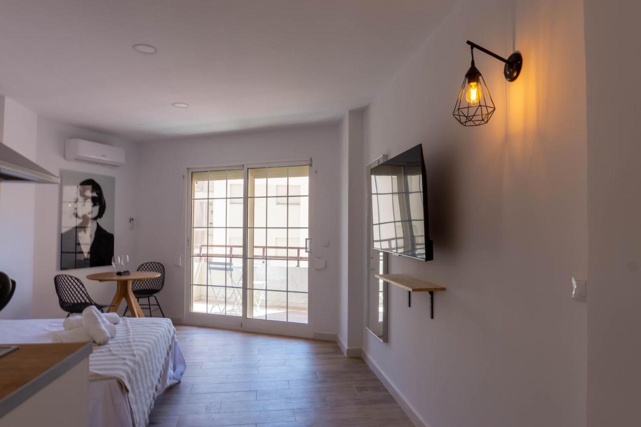 Apartment Carihuela Beach Malaga توريمولينوس المظهر الخارجي الصورة