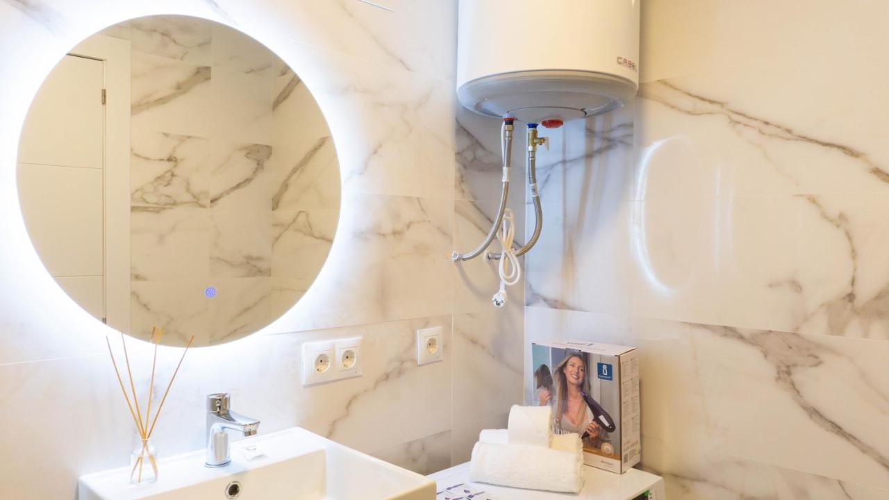 Apartment Carihuela Beach Malaga توريمولينوس المظهر الخارجي الصورة