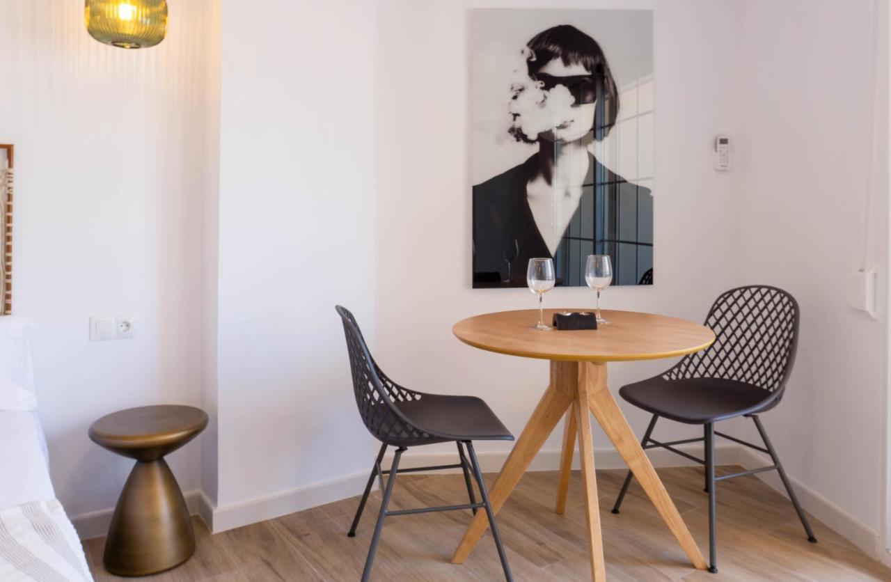 Apartment Carihuela Beach Malaga توريمولينوس المظهر الخارجي الصورة
