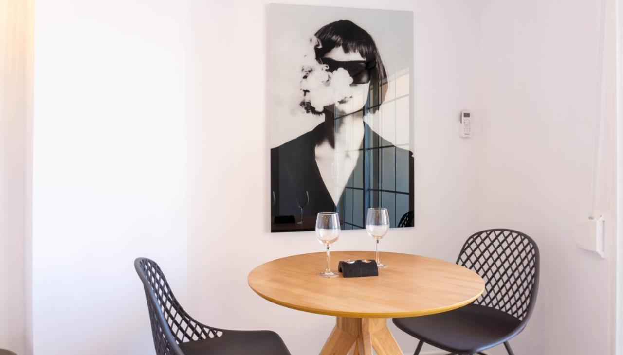 Apartment Carihuela Beach Malaga توريمولينوس المظهر الخارجي الصورة